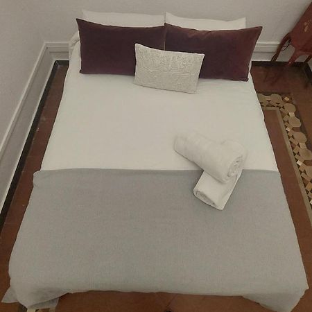 Efate Rooms Барселона Экстерьер фото